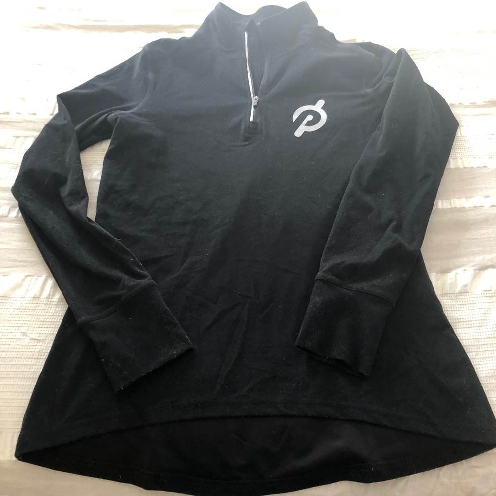 Peloton Black 1/4 Zip Pull Over